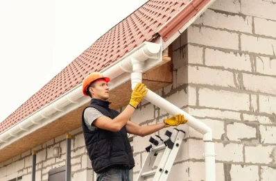 Pose et remplacement de gouttières à Naucelles